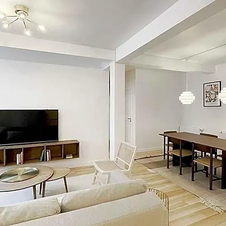 Hotel Lovely Ground Floor Flat