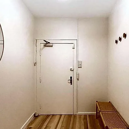 Lovely Ground Floor Flat 3*